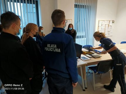 Uczniowie klas policyjnych z wizytą w Białogardzie