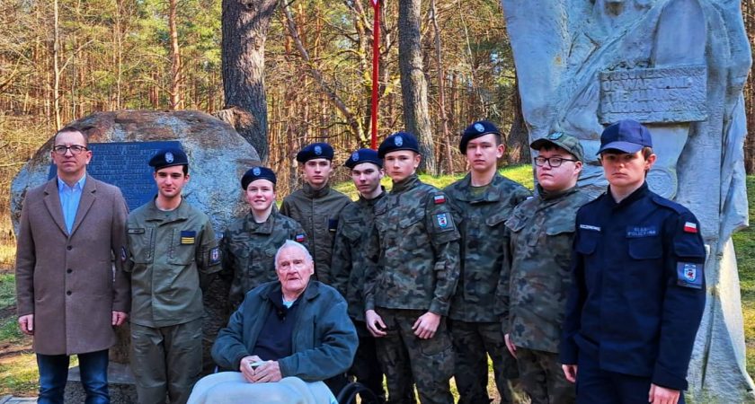 Wizyta amerykańskiego weterana – spotkanie z historią i bohaterstwem.