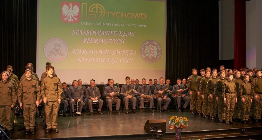Święto Szkoły 2025. Ślubowanie klas pierwszych. Narodowe Święto Niepodległości.